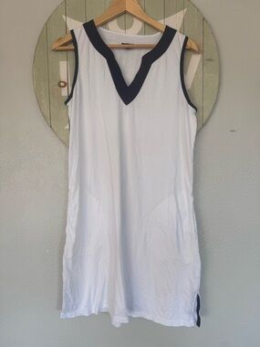 Talbots cotton rayon navy trim  white dress